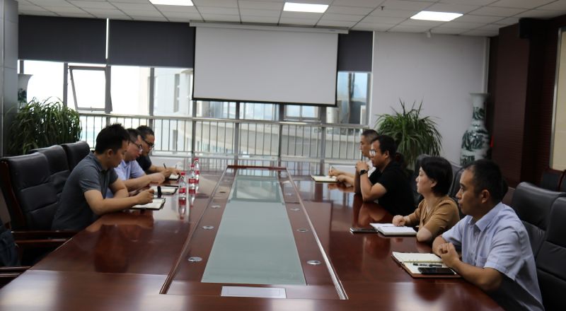 洛矿集团副总经理焦聪超到国鑫担保调研